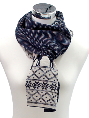 Schal gestrickt mit Hirschen