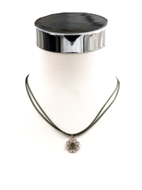 Collier Ronde ziseliert Satink